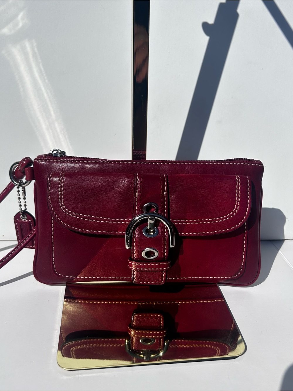 Coach Soho Red Burgundy Leather Buckle Wristlet Clutch Vintage Y2K
